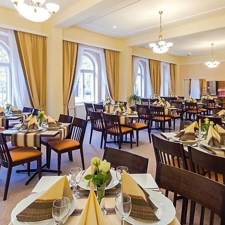 Dr. Adler Spa & Kurhotel Františkovy Lázně Екстериор снимка