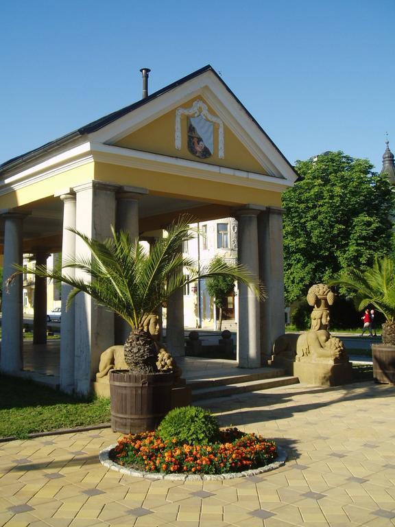 Dr. Adler Spa & Kurhotel Františkovy Lázně Екстериор снимка