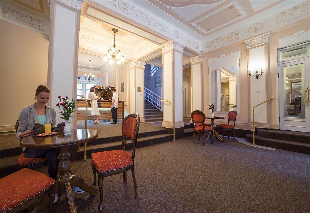 Dr. Adler Spa & Kurhotel Františkovy Lázně Екстериор снимка