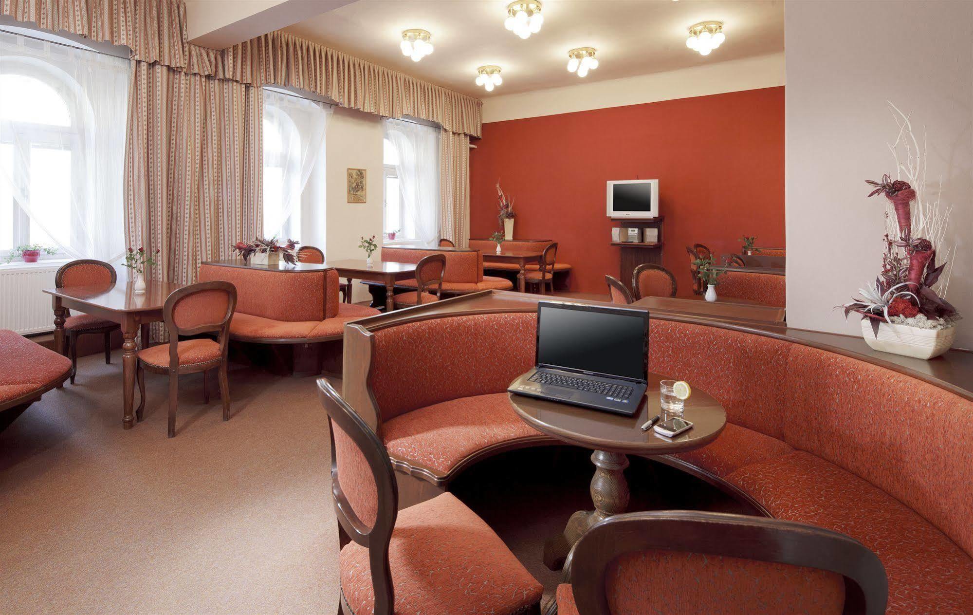 Dr. Adler Spa & Kurhotel Františkovy Lázně Екстериор снимка