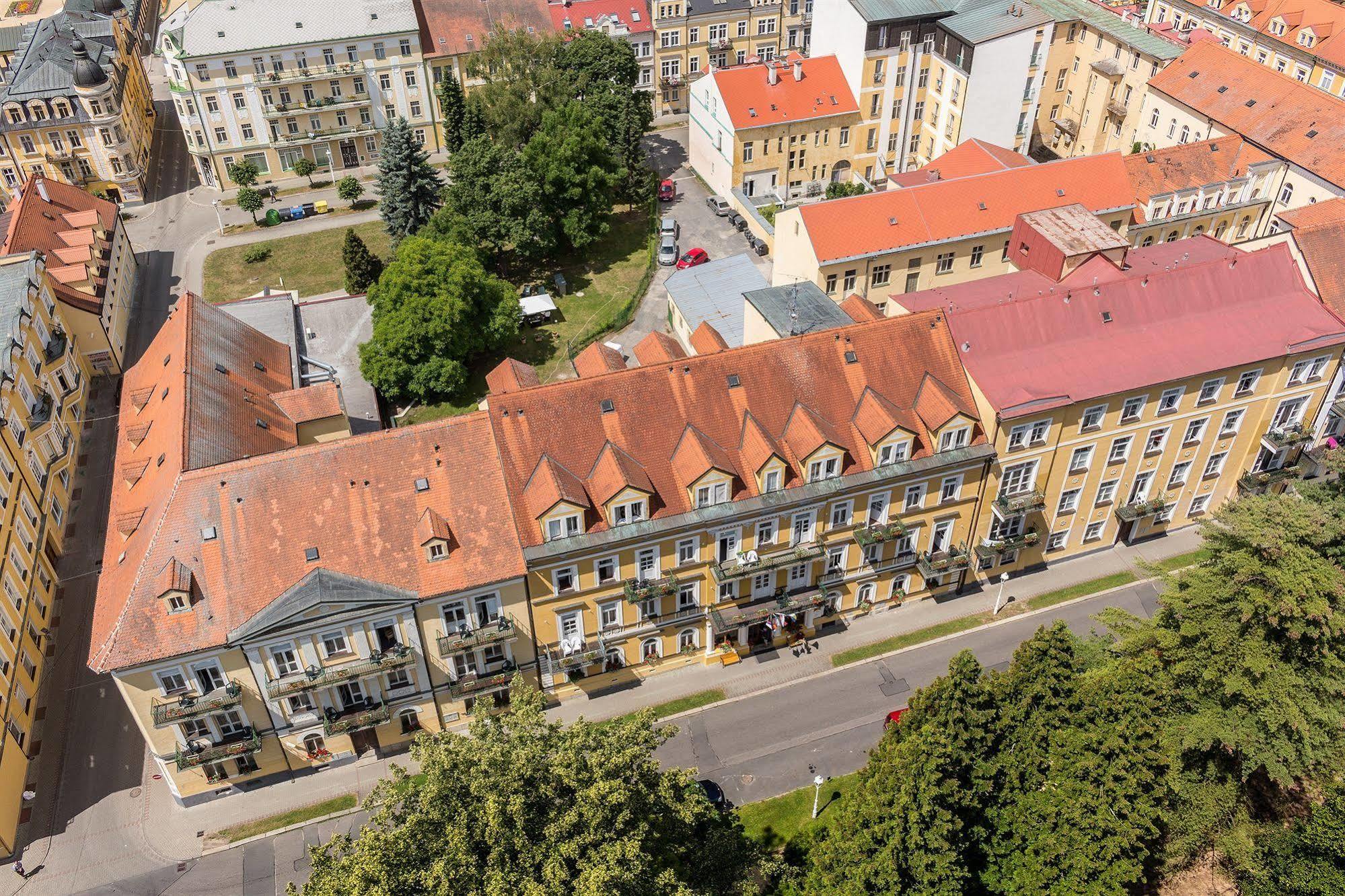 Dr. Adler Spa & Kurhotel Františkovy Lázně Екстериор снимка